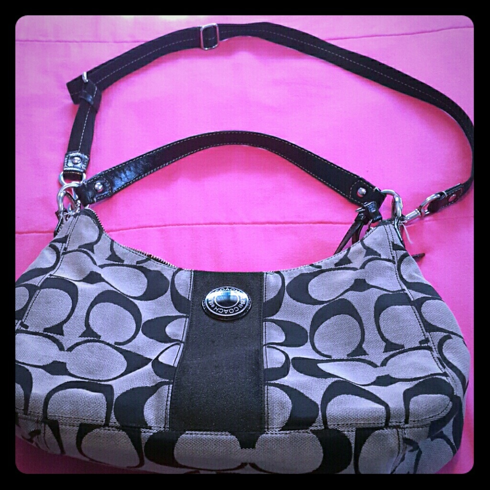 Coach shoulder/crossbody bag